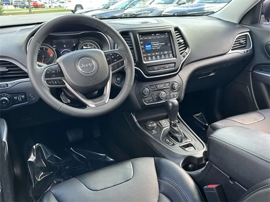 2022 Jeep Cherokee Latitude Lux photo 1