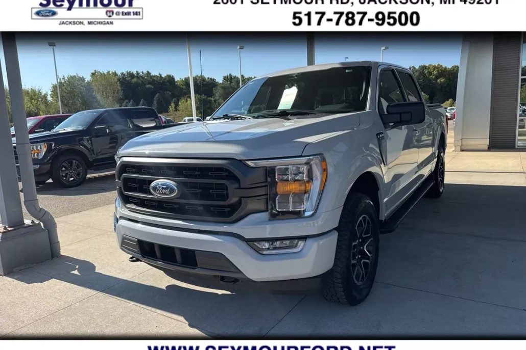 2023 Ford F-150 XLT photo 1