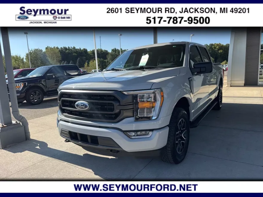 2023 Ford F-150 XLT photo 1