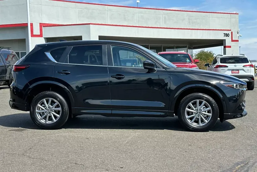 2024 Mazda CX-5 2.5 Select photo 1