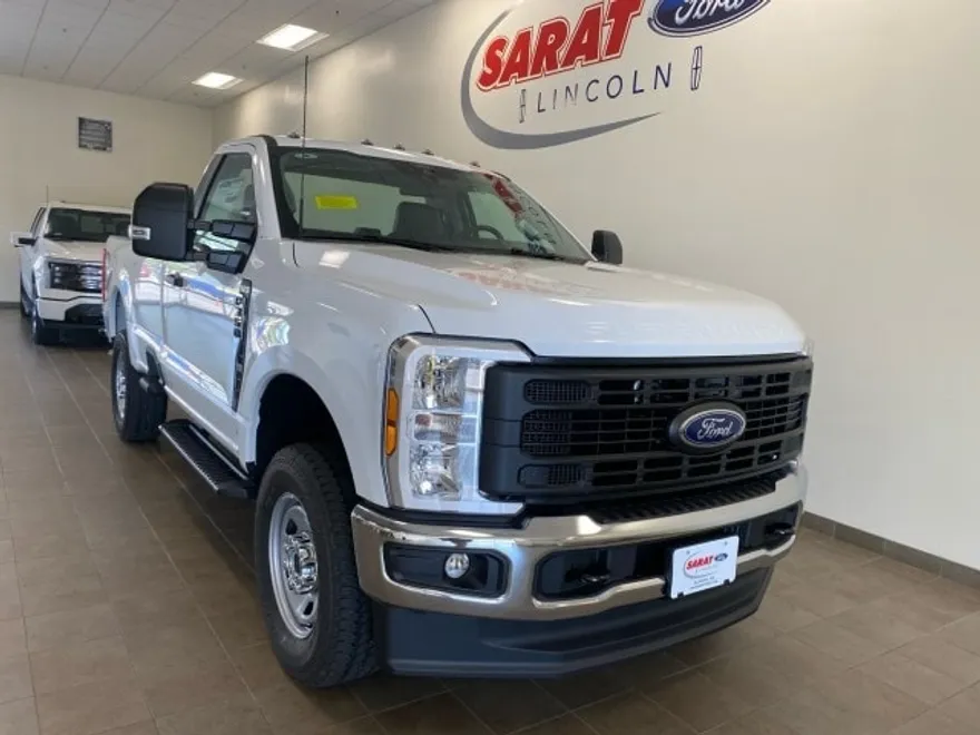 2025 Ford F-350 XL photo 1