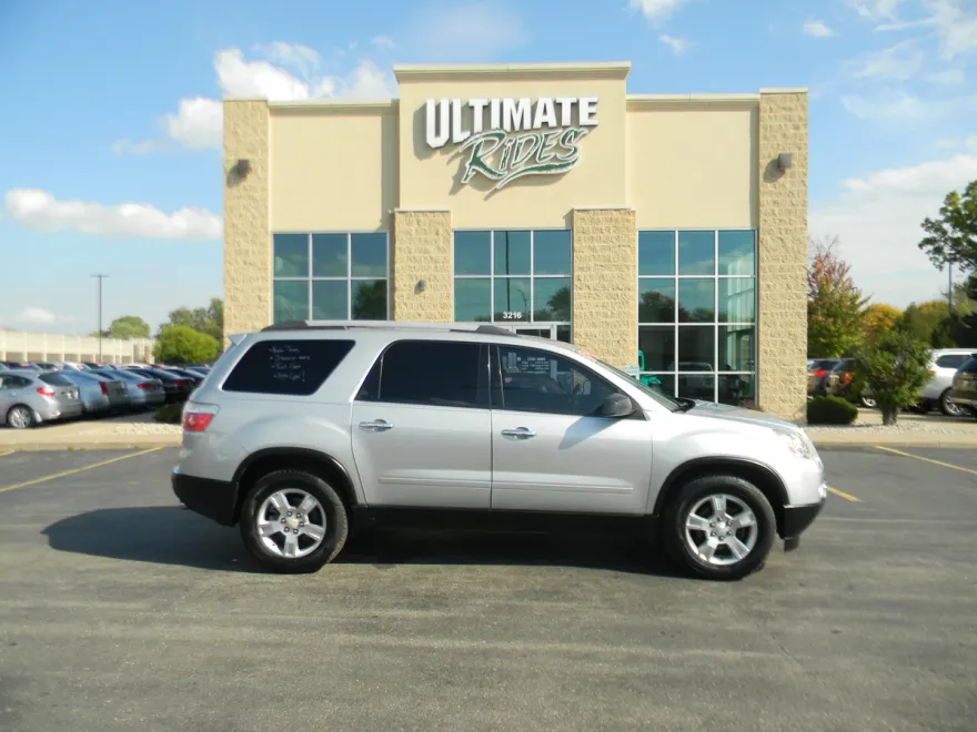 2012 Gmc Acadia SL photo 1