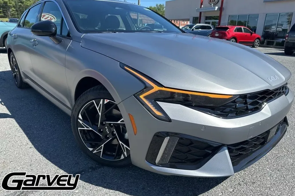 2026 Kia K5 GT-Line photo 1