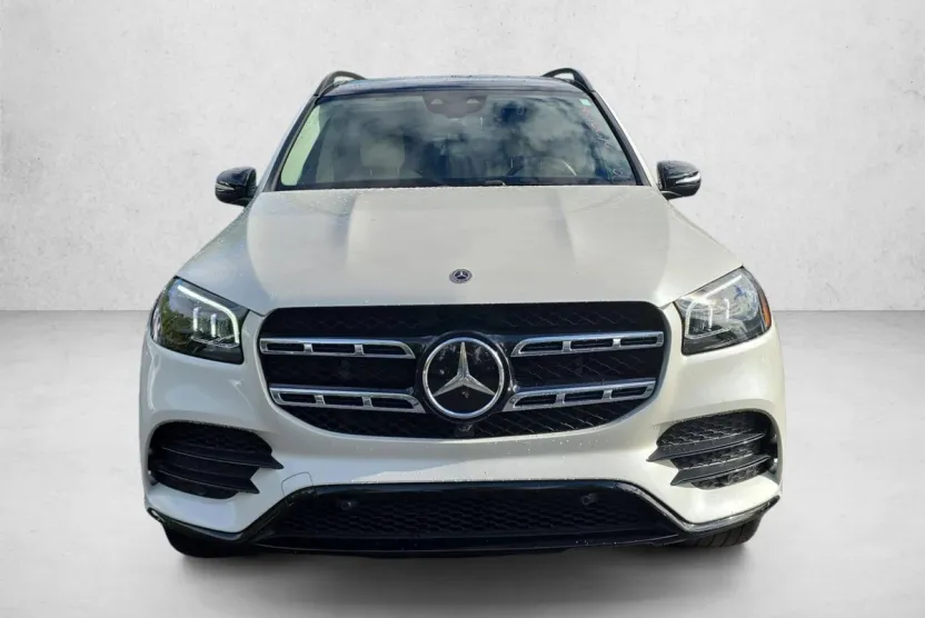2023 Mercedes Benz GLS 450 4MATIC photo 1