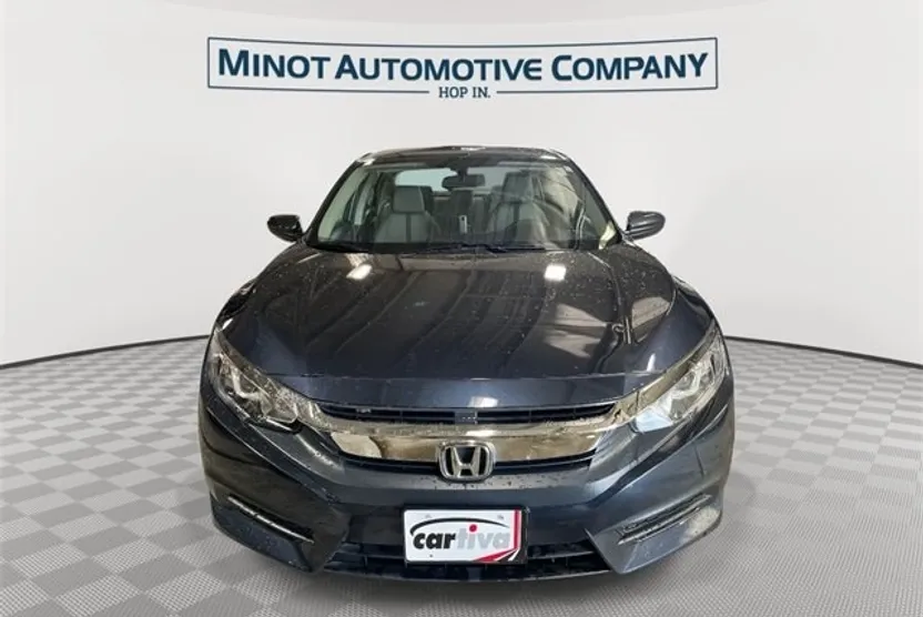 2018 Honda Civic LX photo 1
