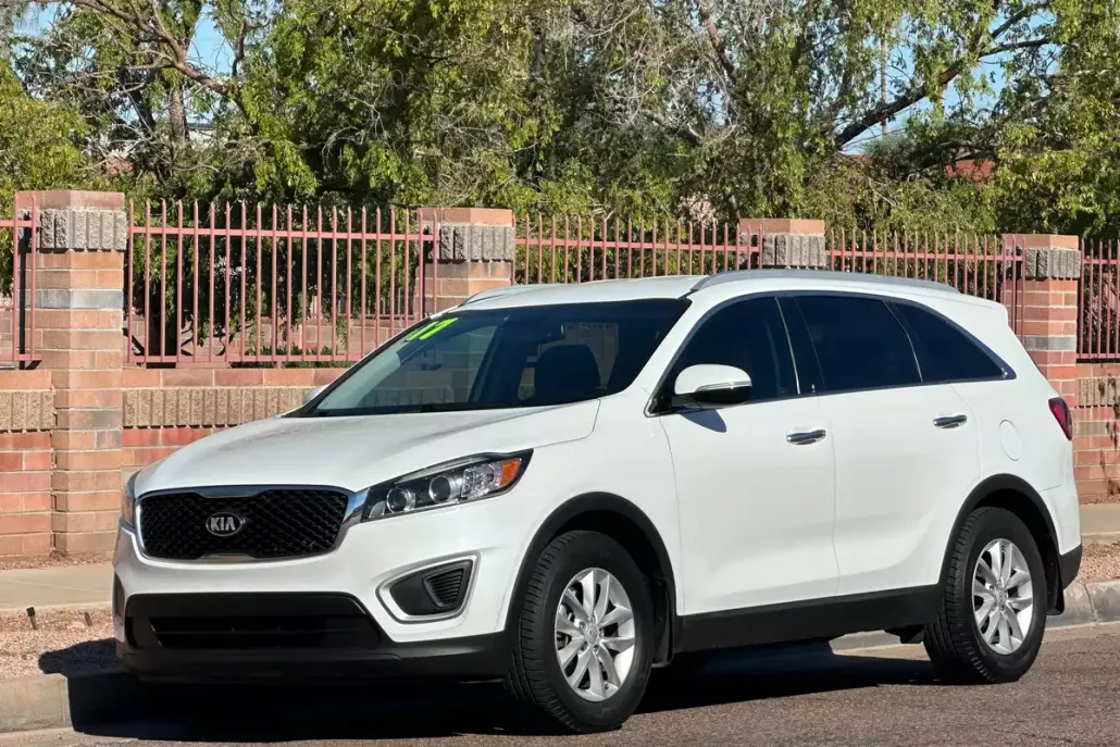 2017 Kia Sorento LX photo 1