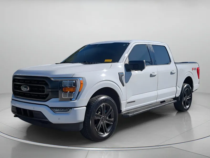 2021 Ford F-150 XLT photo 1