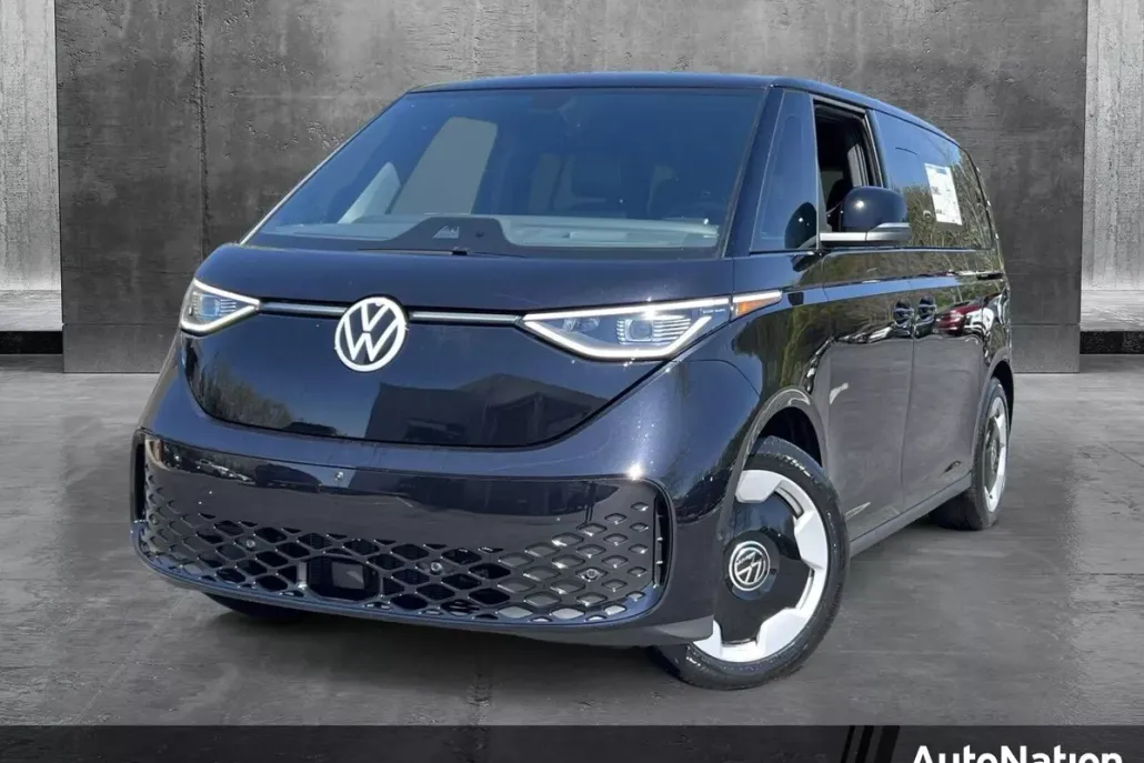 2025 Volkswagen ID. Buzz Pro Plus photo 1