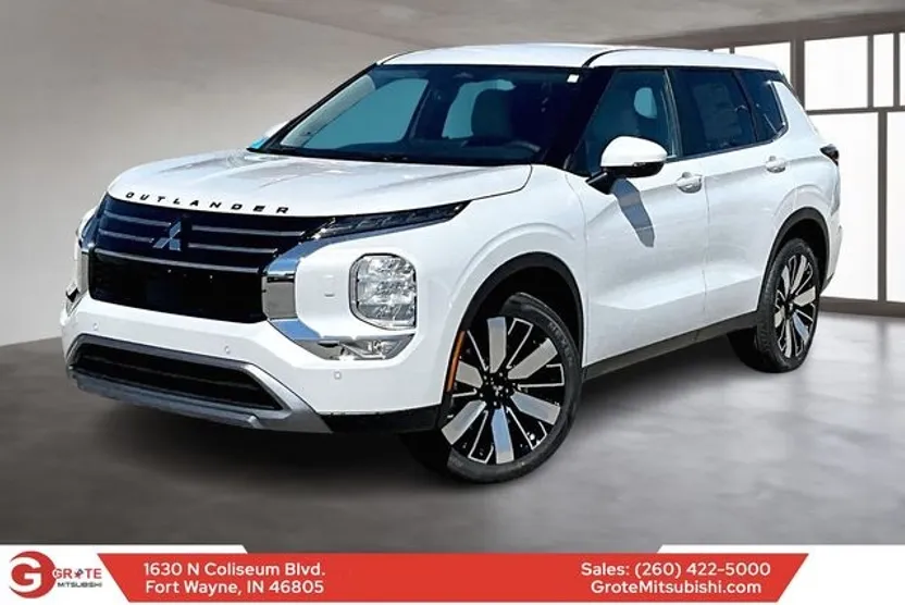 2025 Mitsubishi Outlander SE photo 1