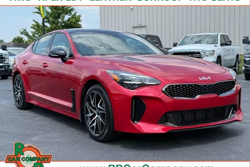 2023 Kia Stinger GT-Line photo 1