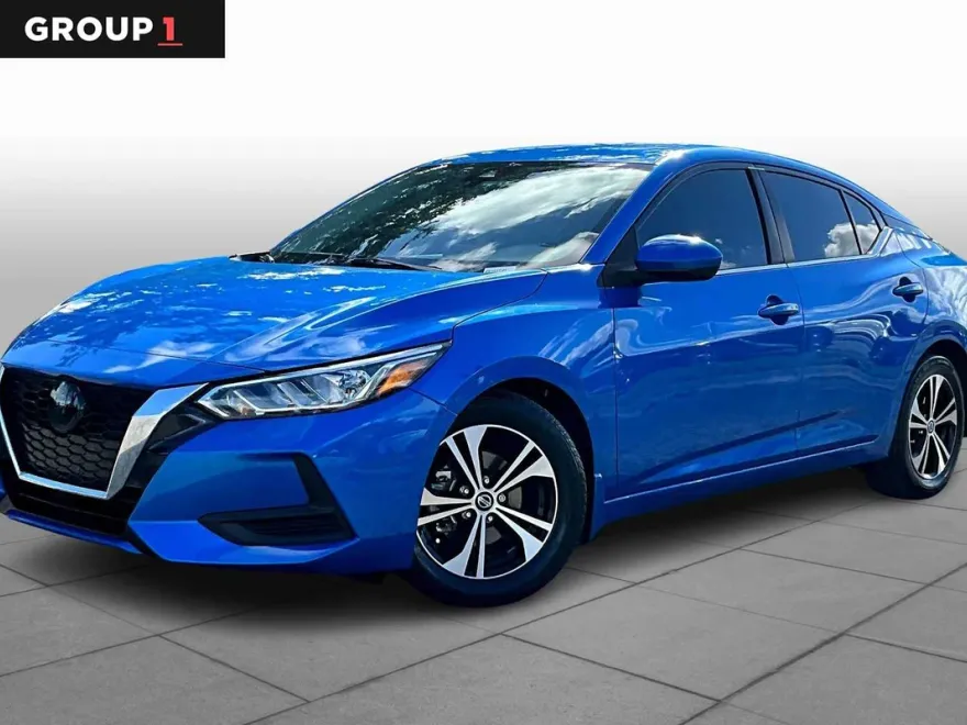 2022 Nissan Sentra SV photo 1