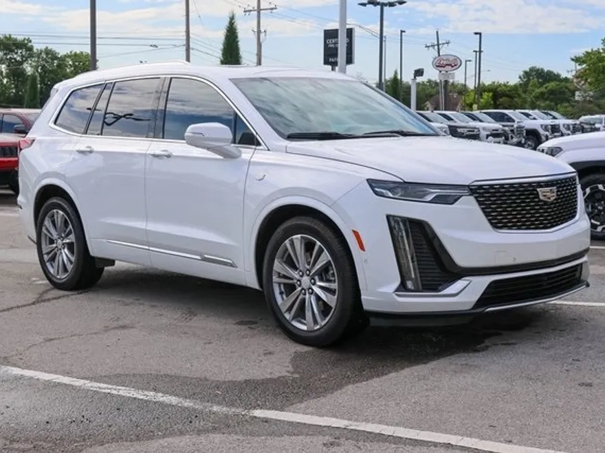 2023 Cadillac XT6 Premium Luxury photo 1