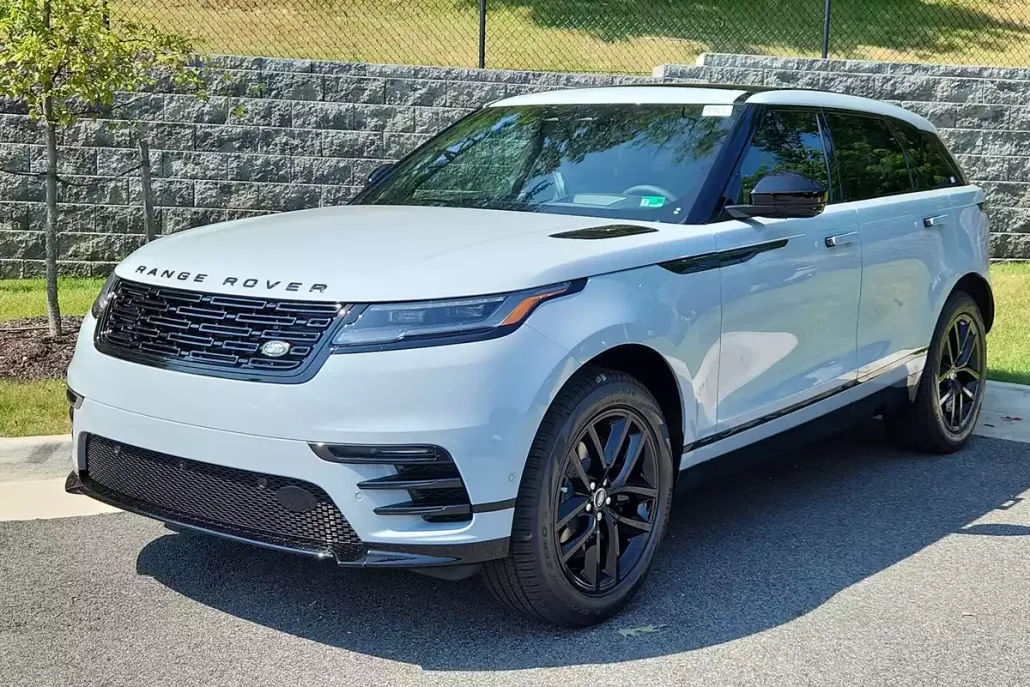 2026 Land Rover Range Rover Velar P250 Dynamic SE photo 1