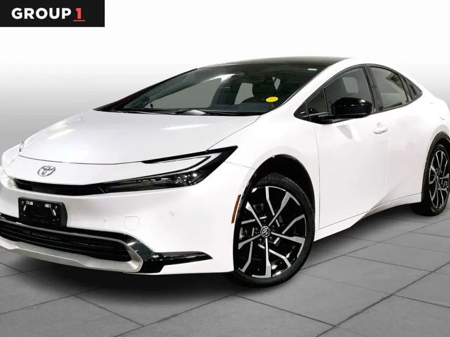 2024 Toyota Prius Prime XSE Premium photo 1