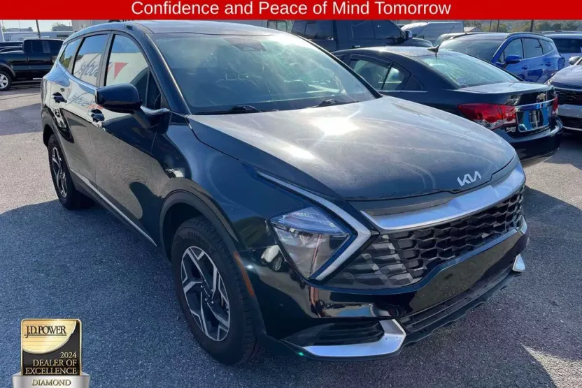 2023 Kia Sportage LX photo 1