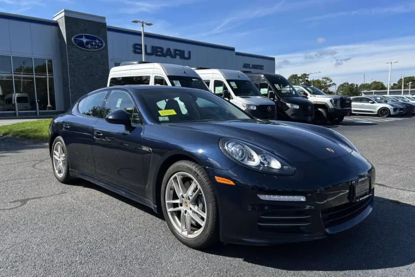 2016 Porsche Panamera 4 Sport Turismo photo 1