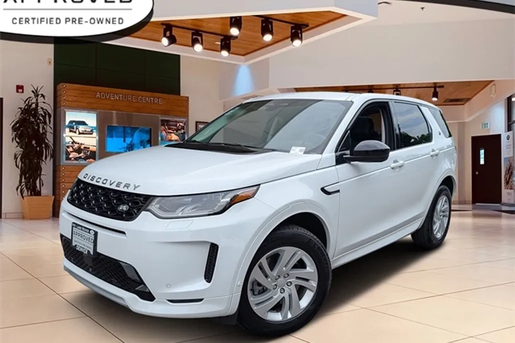 2024 Land Rover Discovery Sport S photo 1