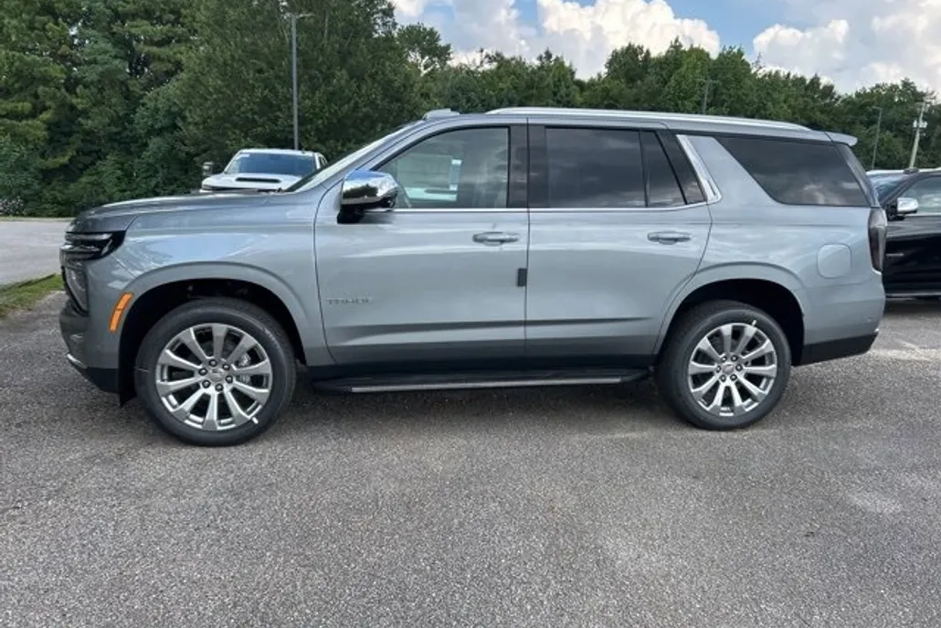 2025 Chevrolet Tahoe Premier photo 1