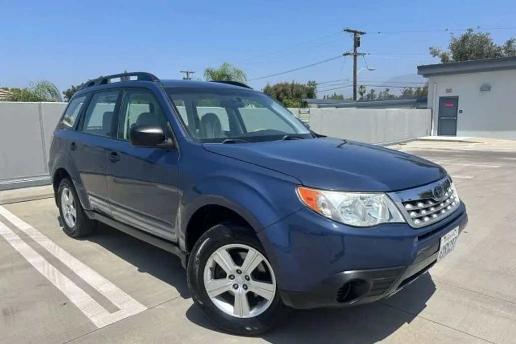 2013 Subaru Forester 2.5X Sport photo 1