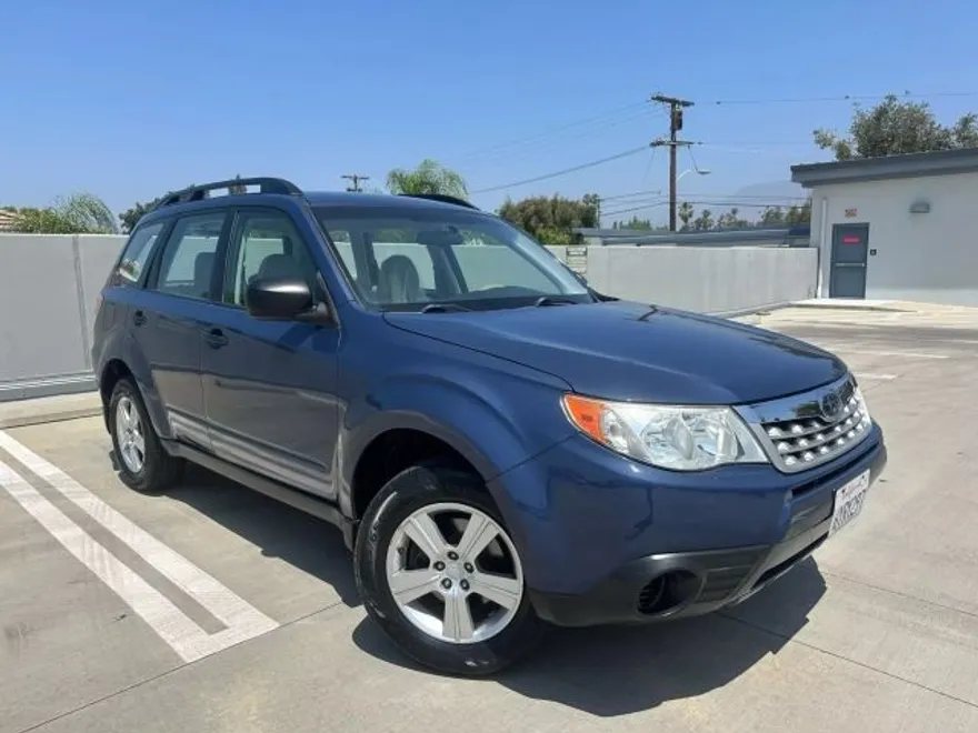 2013 Subaru Forester 2.5X Sport photo 1
