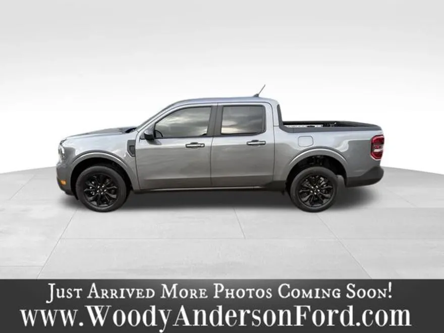 2024 Ford Maverick Lariat photo 1