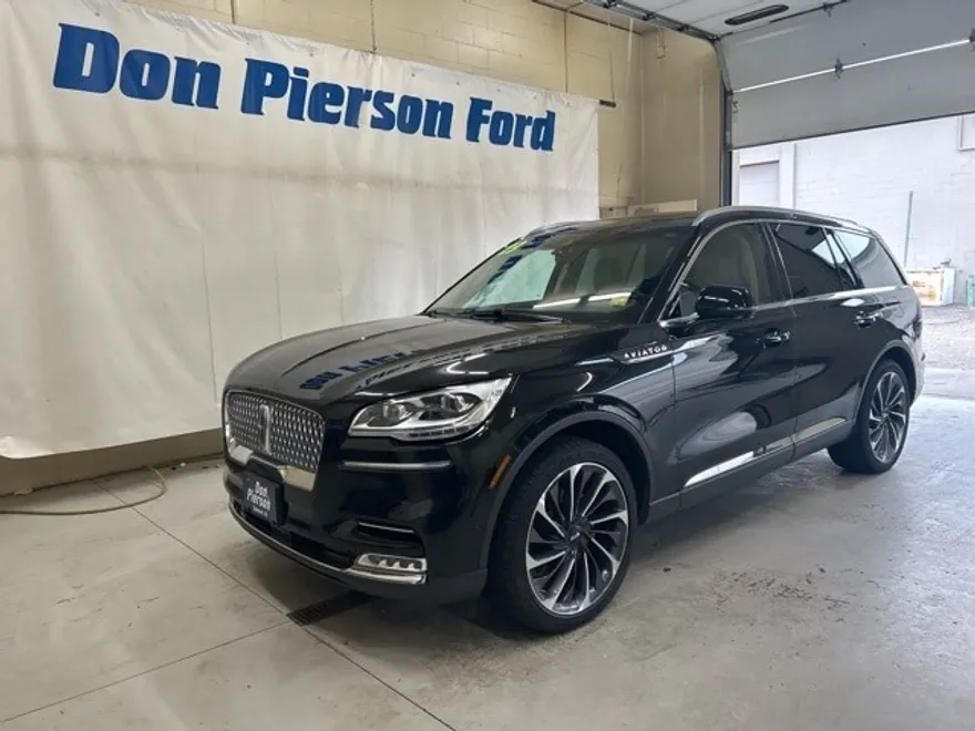 2023 Lincoln Aviator Reserve photo 1