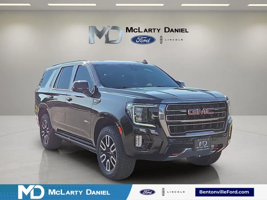 2021 Gmc Yukon AT4 photo 1