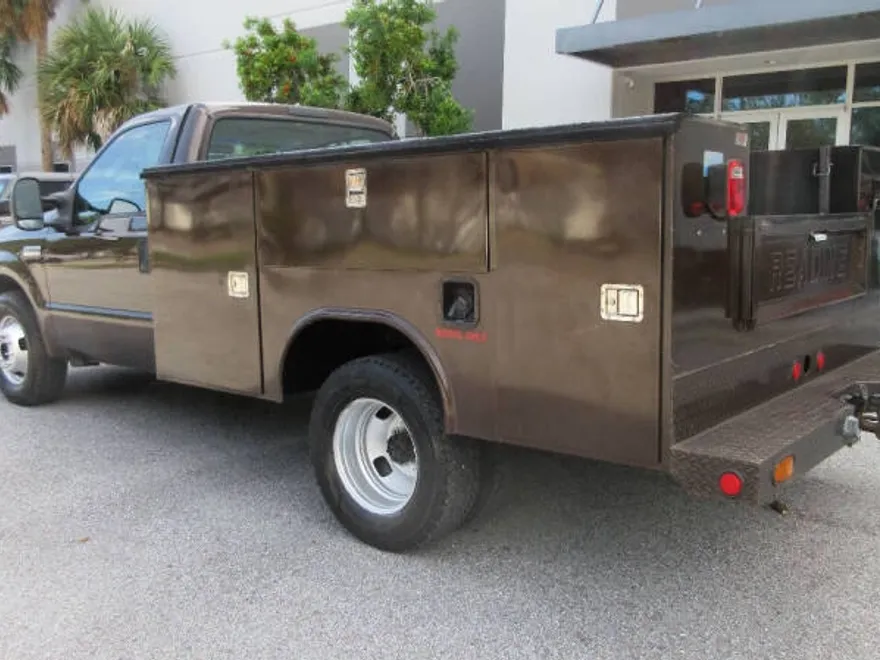 2007 Ford F-350 XL photo 1