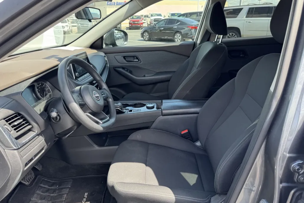 2023 Nissan Rogue S photo 1