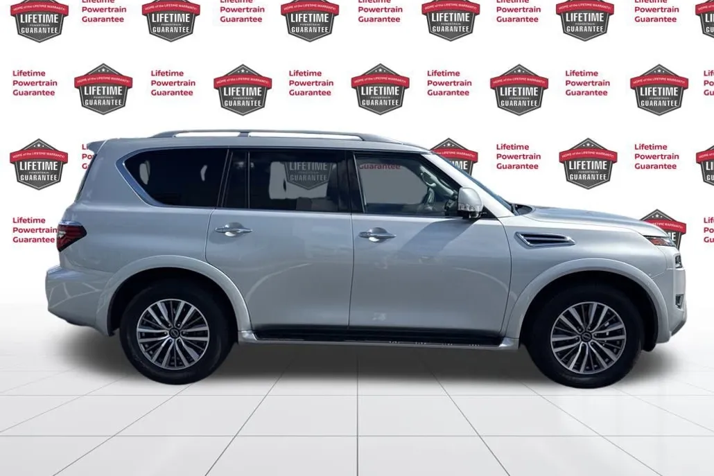2024 Nissan Armada SL photo 1