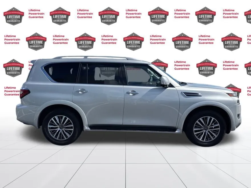 2024 Nissan Armada SL photo 1