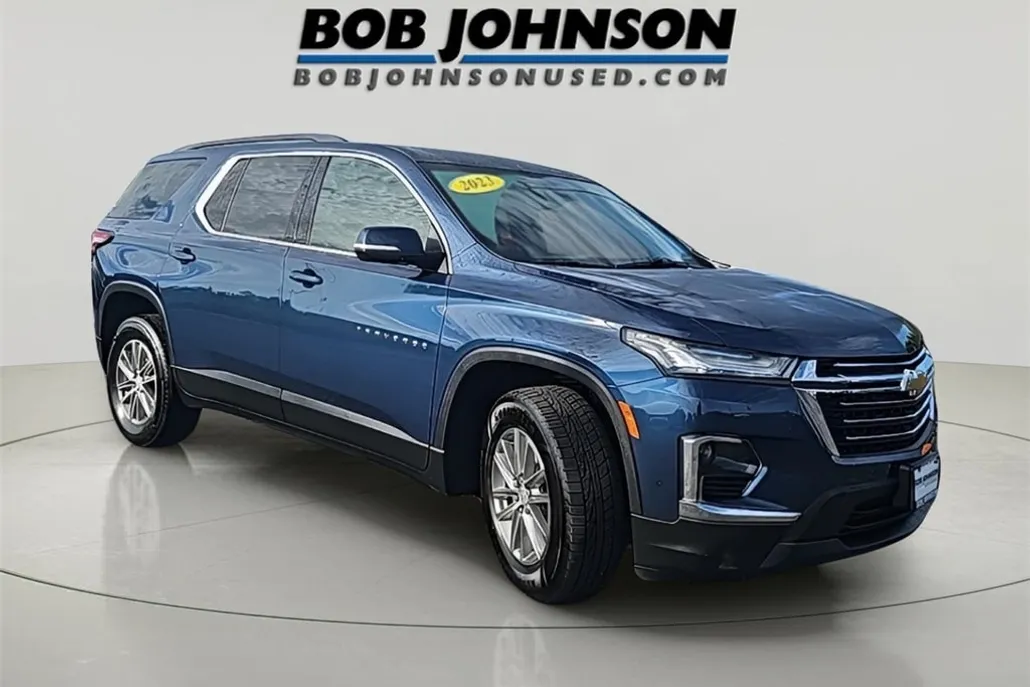 2023 Chevrolet Traverse 1LT photo 1