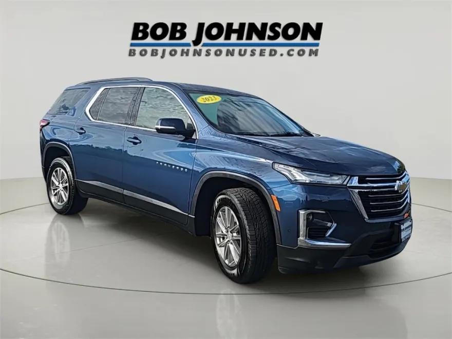 2023 Chevrolet Traverse 1LT photo 1