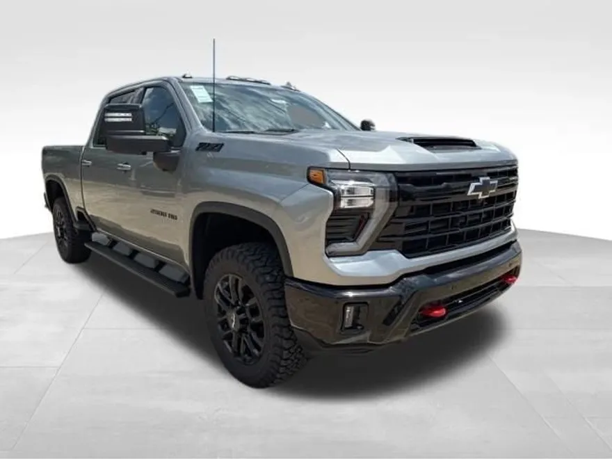 2025 Chevrolet Silverado 2500HD LTZ photo 1