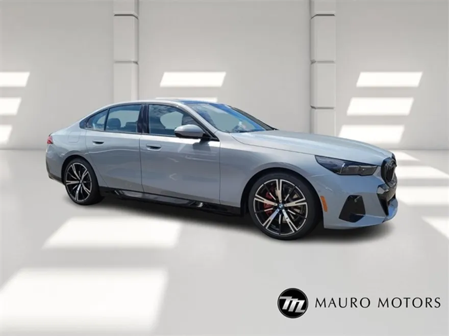 2026 Bmw 550e xDrive photo 1