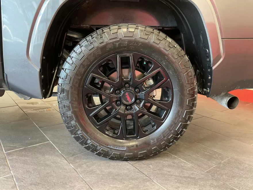 2022 Toyota Tundra SR5 CrewMax photo 1