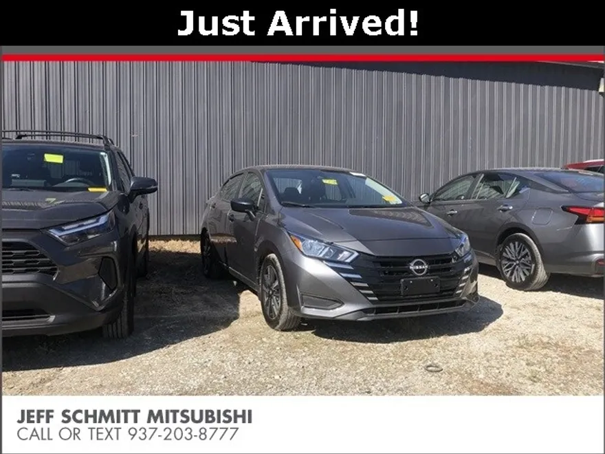 2024 Nissan Versa 1.6 S photo 1