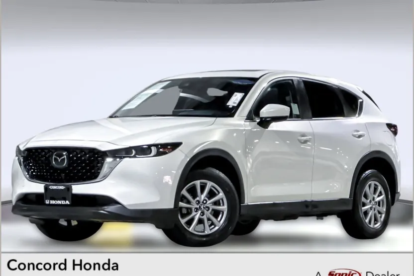 2023 Mazda CX-5 2.5 S Preferred photo 1