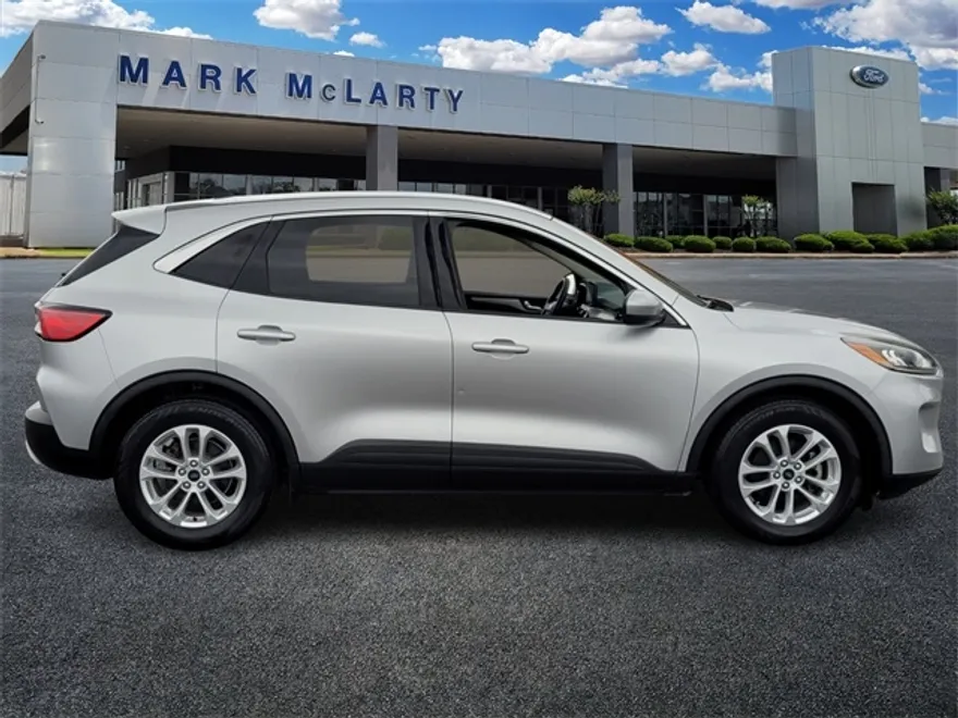 2020 Ford Escape SE photo 1
