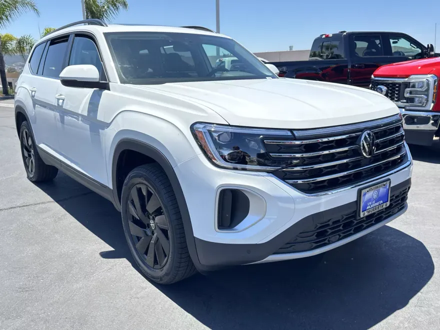 2025 Volkswagen Atlas SE Technology photo 1