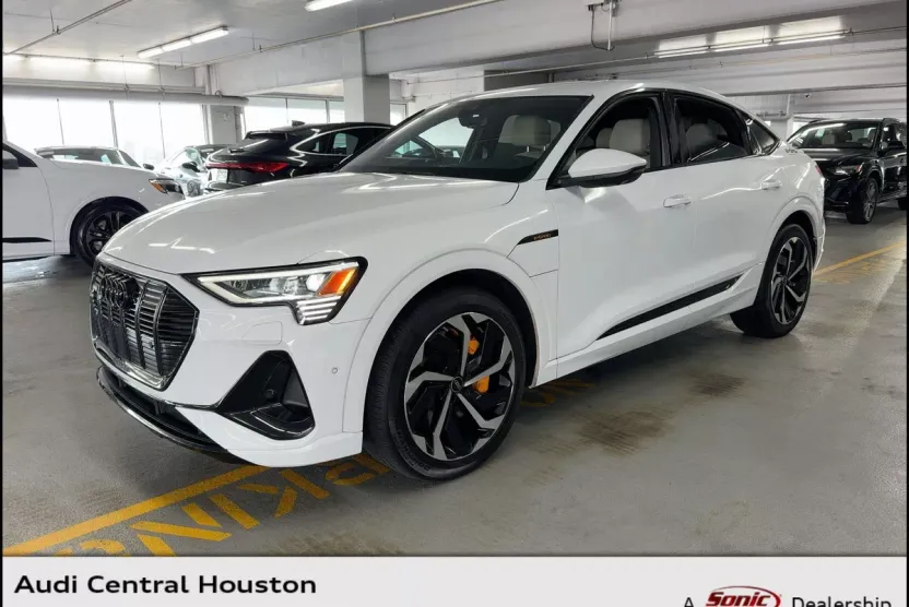 2023 Audi e-tron Sportback S line Premium Plus photo 1
