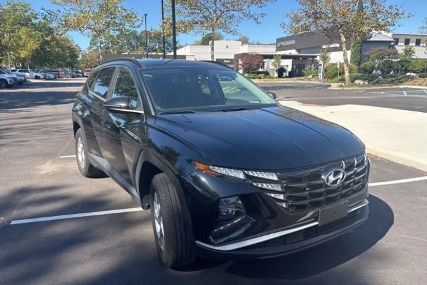 2022 Hyundai Tucson SEL photo 1
