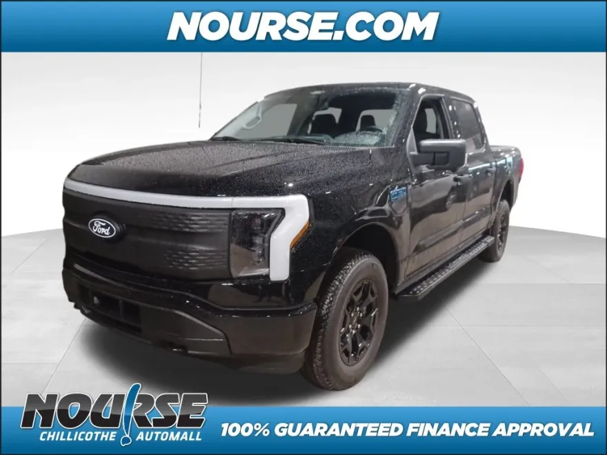 2025 Ford F-150 Lightning XLT photo 1