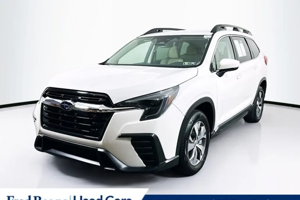 2024 Subaru Ascent Premium photo 1