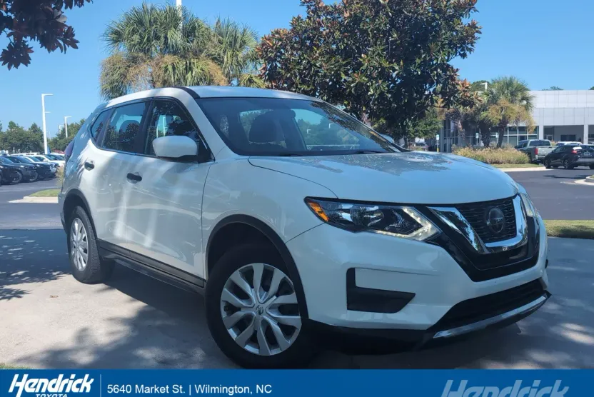 2018 Nissan Rogue S photo 1