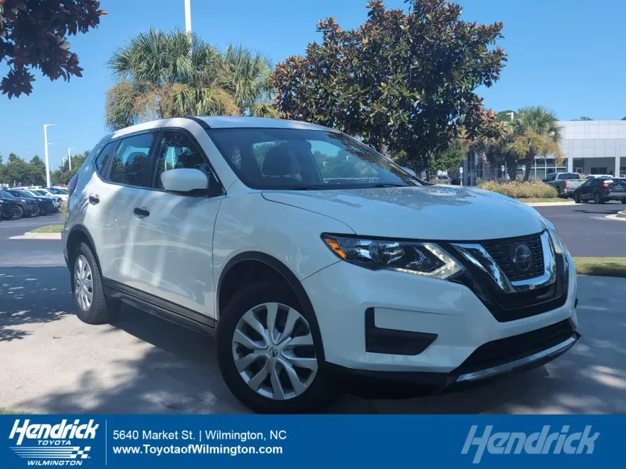 2018 Nissan Rogue S photo 1