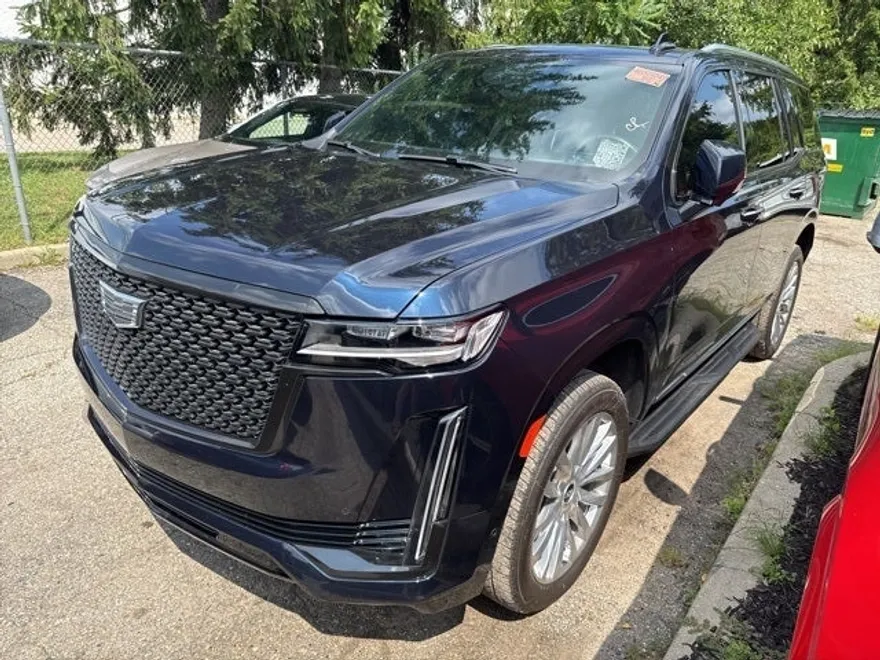 2024 Cadillac Escalade Premium Luxury photo 1