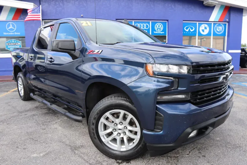2021 Chevrolet Silverado 1500 RST photo 1