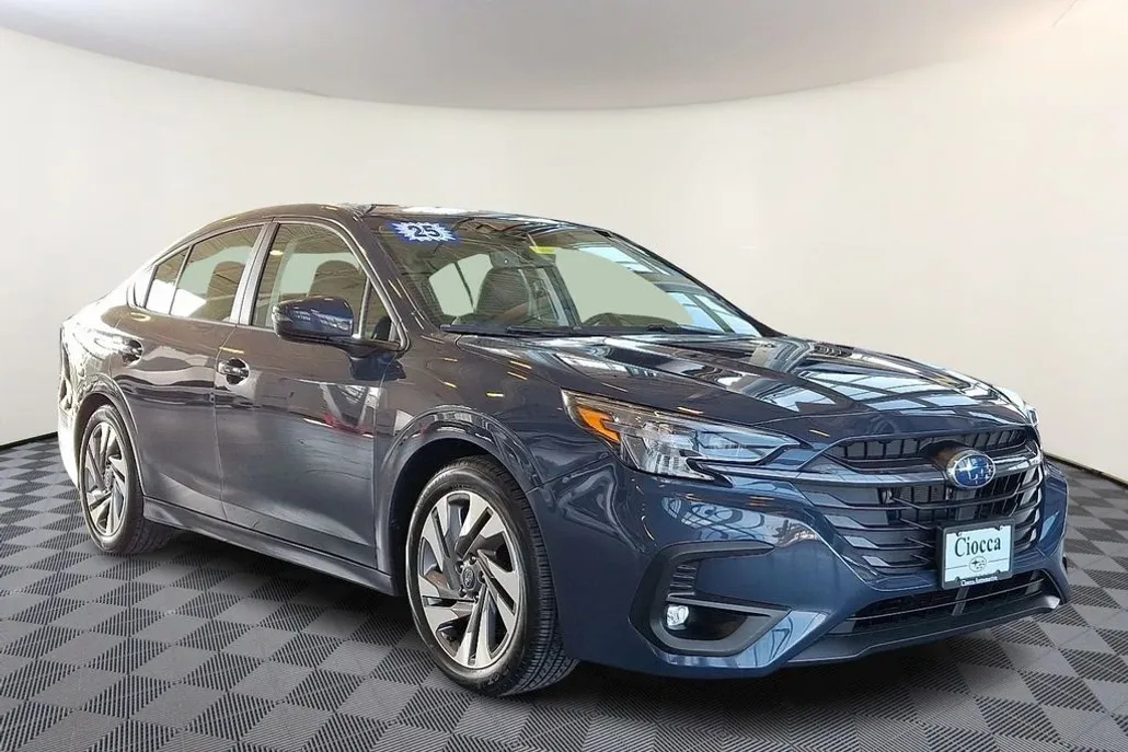 2025 Subaru Legacy Limited photo 1