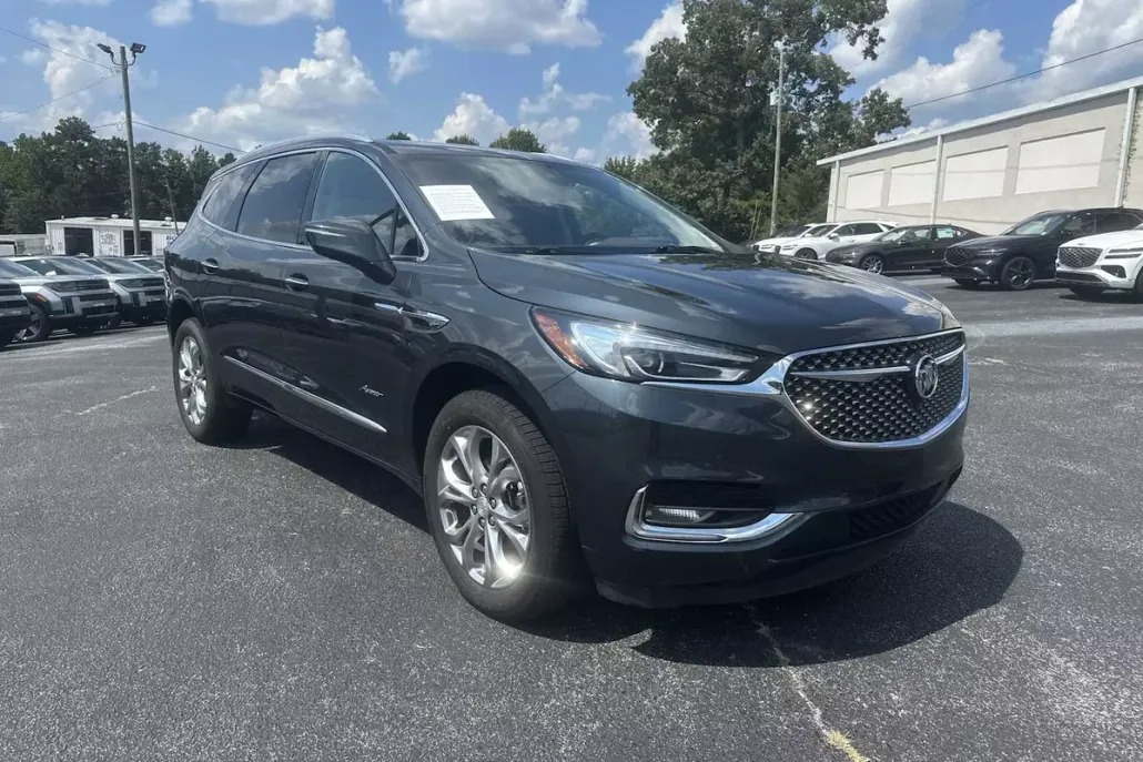 2021 Buick Enclave Avenir photo 1